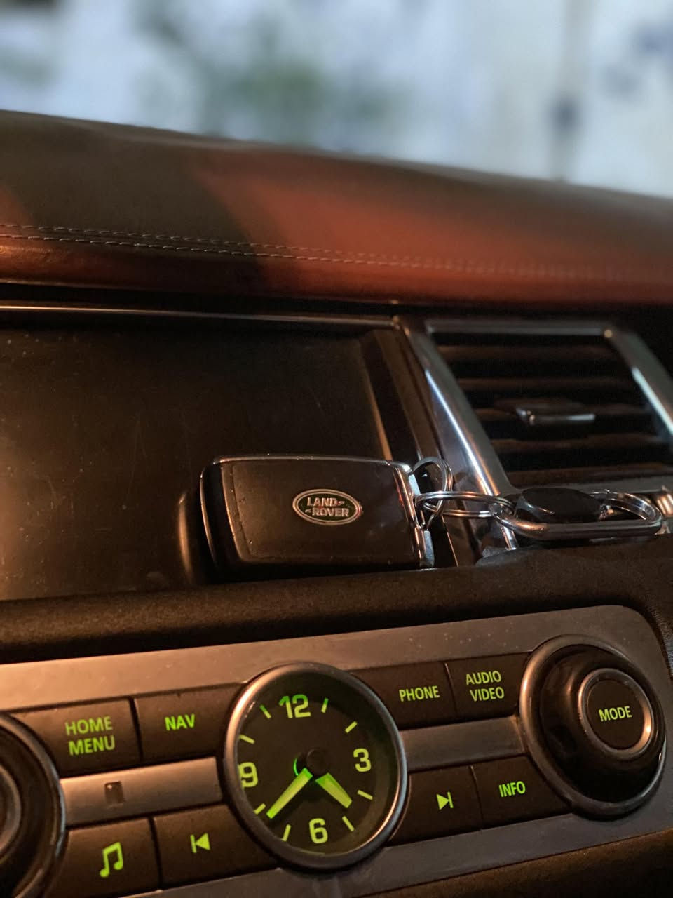 رانج 2010خليجي مكينه عادي وكاله المنصوري مكفوله كفاله عامه من كلشي كير مكينه جاهزه فول فول مواصفات فتحه بصمه جلد فول رقم بغداد مكاني بغداد الشعب السعر 160 وبيها مجال ***********
