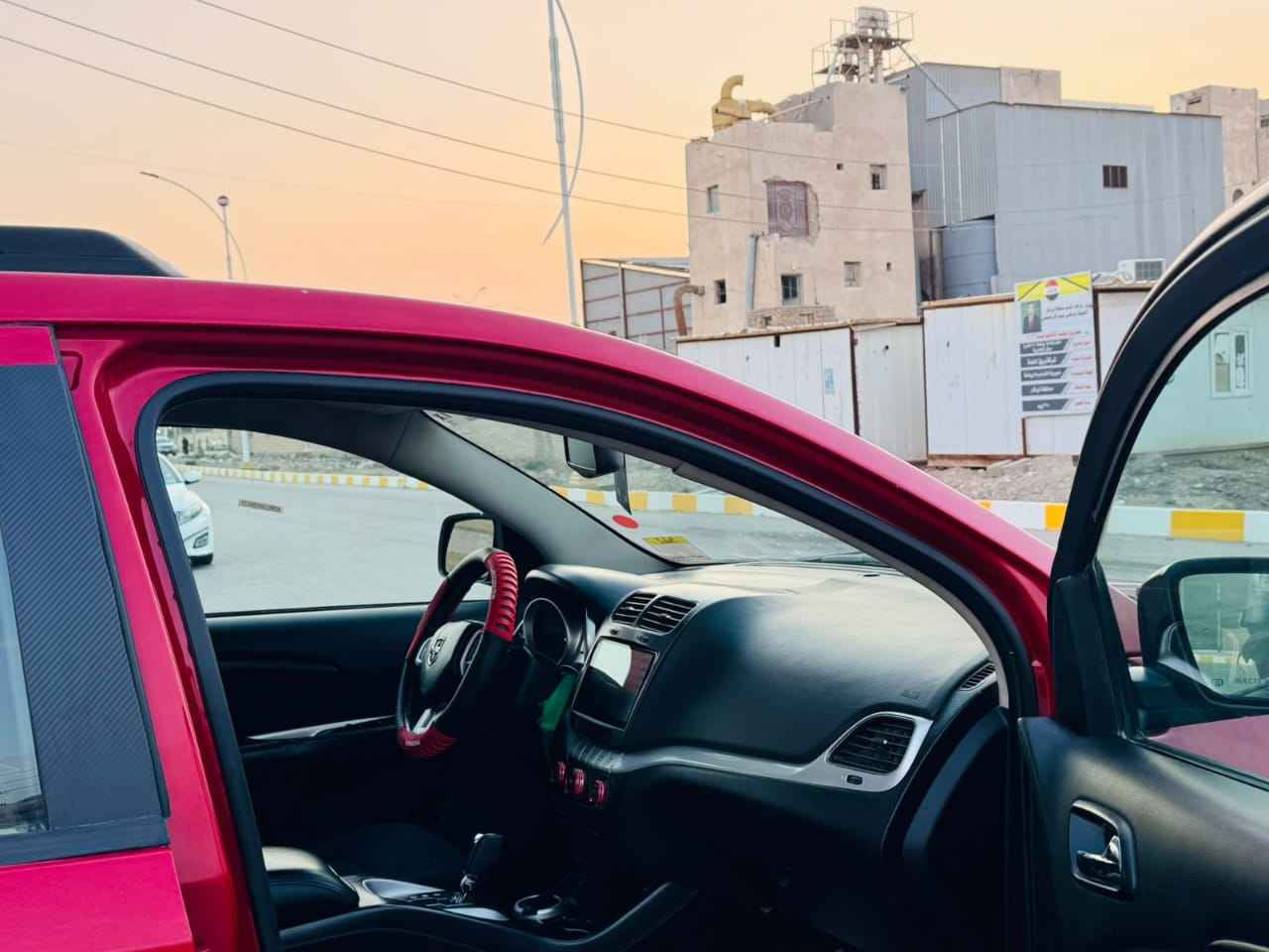 السلام عليكم سياره دوج جورني للبيع موديل 2015 رقم ذي قار حره تحويل مشروع وطني الرقم الدولي ضررها تبديل جاملغ أمامي اصلي وصبغ طرف الباب خفيف بدون اي ضرر داخلي السياره السياره 6سلندر 7 راكب 3 قطع تبريد شاشه كبيرة كاميرا دواره تحكم جهتين تخم تاير حداديه كهربائيات كلها شغاله سياره نظيفه وجاهزه من كلشي استخدام شخصي السعر 137 ورقه وبيها مجال بسيط للشراي مكان السياره ناصريه الشموخ للإستفسار *********** *********** رقمي أرقامي بيهن واتساب ناصرية, ذي قار
