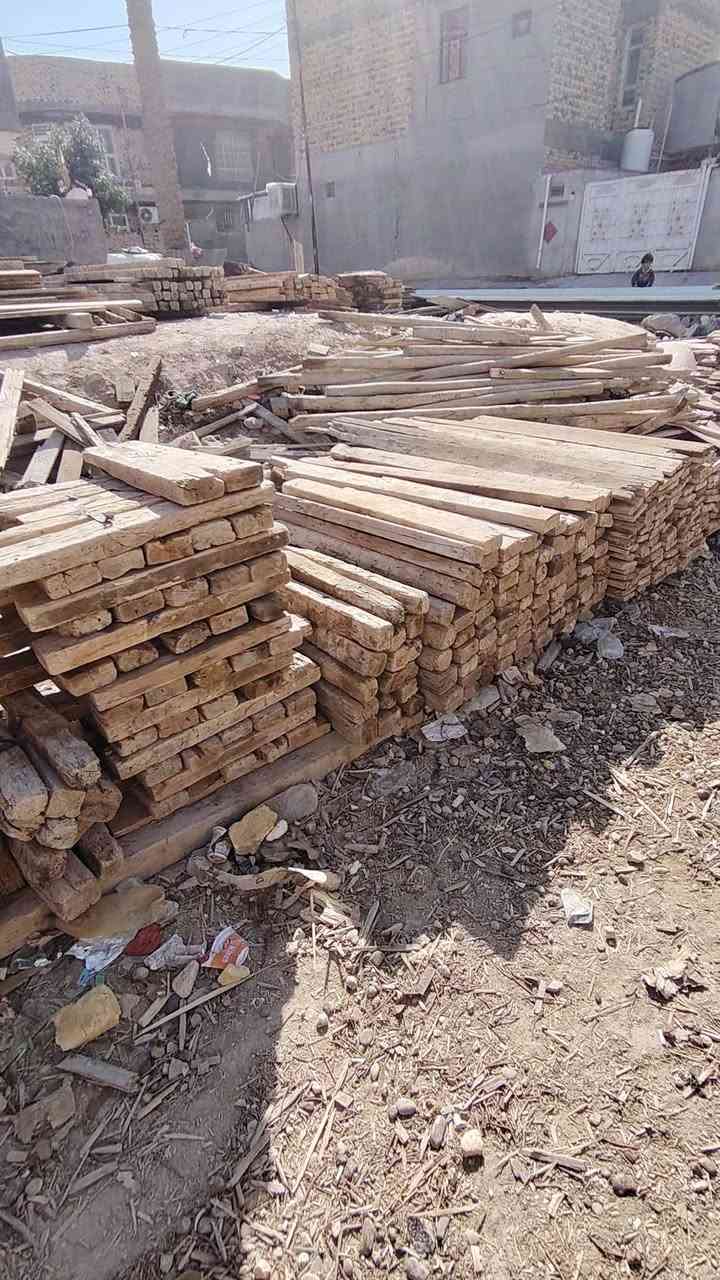 قالب خشب للبيع 6 مكعبات. يدك 120 متر.  سعر المكعب 325. بابل الحله  ***********
