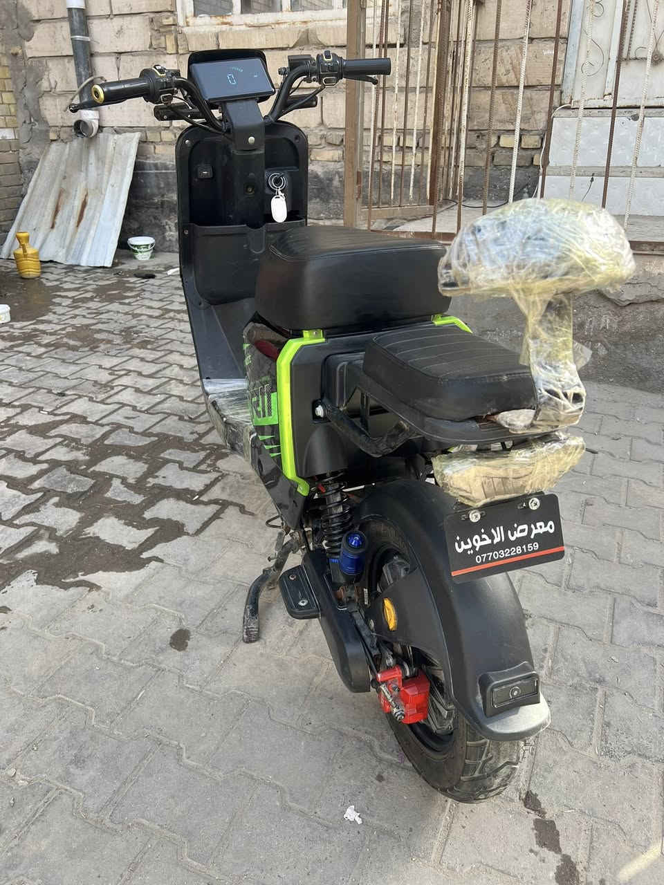 دراجه شحن r11 للبيع 2025 البطاريات كللهه مبدله  33 امبير وياها سويجين وبصمتين وكارت وشاحنه الاصليه السعر 500 وبيهه مجال مكان بصره ***********
