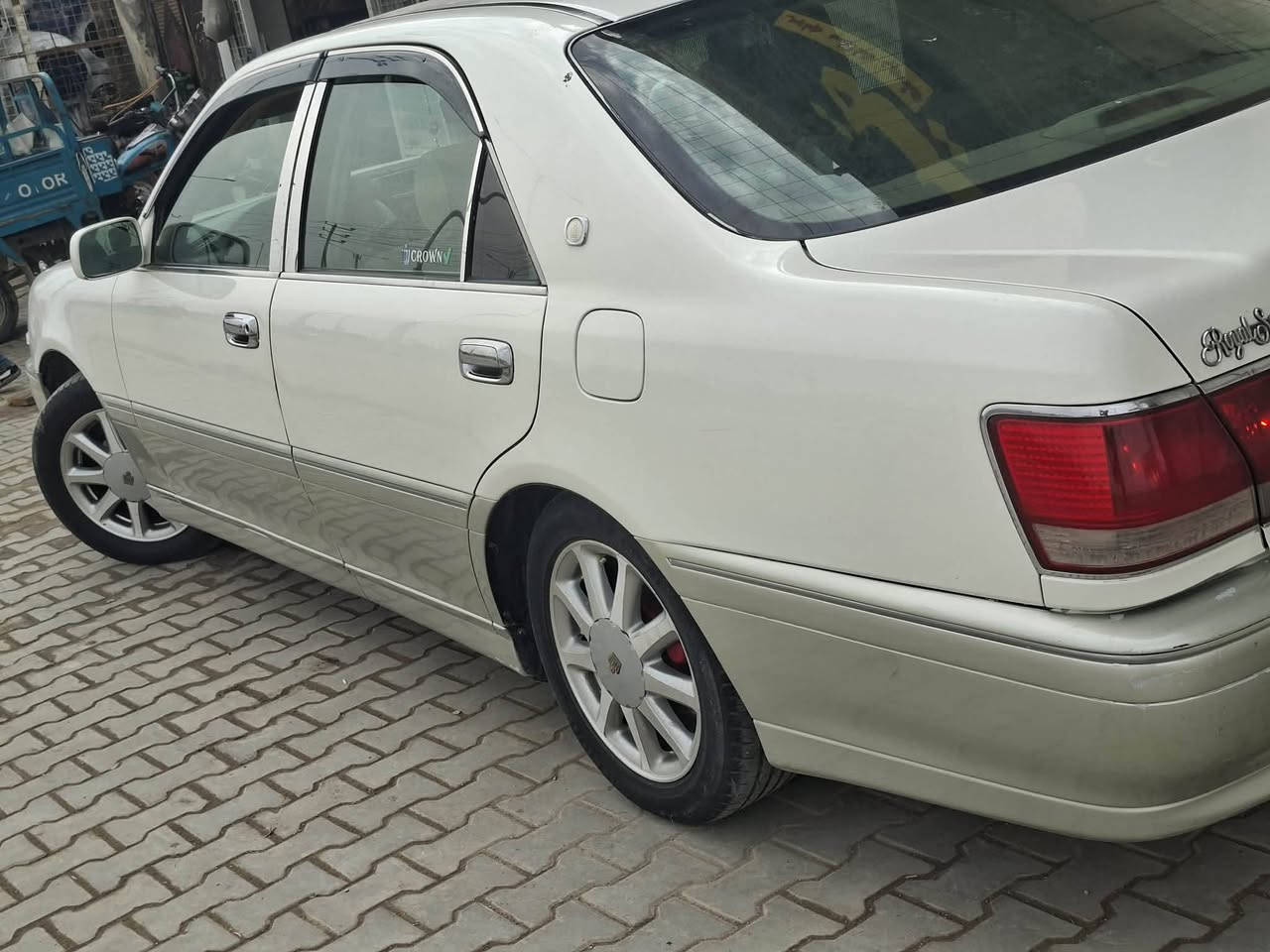 ملكه مديل 2003
مكفوله كصه ونقل جثه وضربه قويه
دكمتين
مدفوع كمرك
محرك دفور الصغير
شاصي 71
مراوس ترهم راس ثوور فلات محجله صدفي او كرسته مارك شيزر نفخ
سعره ١٠٠وبيه مجال حق الجيه مايعجبك منشور دعينه بل رزق مكان نجف الرضويه مكلف بل نشر اتصل ع الرقم ***********
