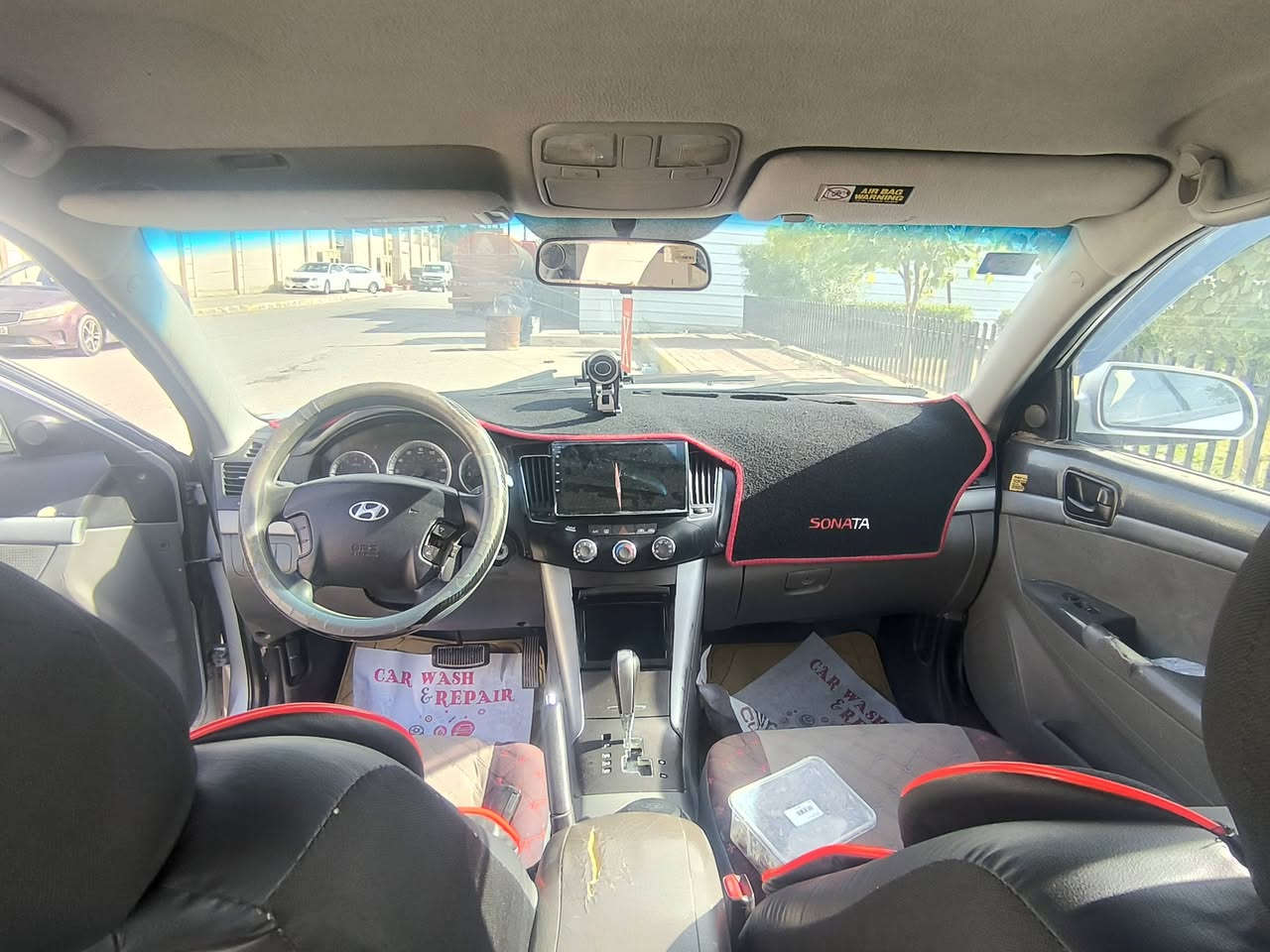 السلام عليكم سوناتا 2010 امريكي
سياره صبغ عام   محرك 2400  رقم الانبار  88 وبيه مجال مكان الانبار قرب شارع نخيل تحويل مباشر الاتصال رقم الهاتف ***********
