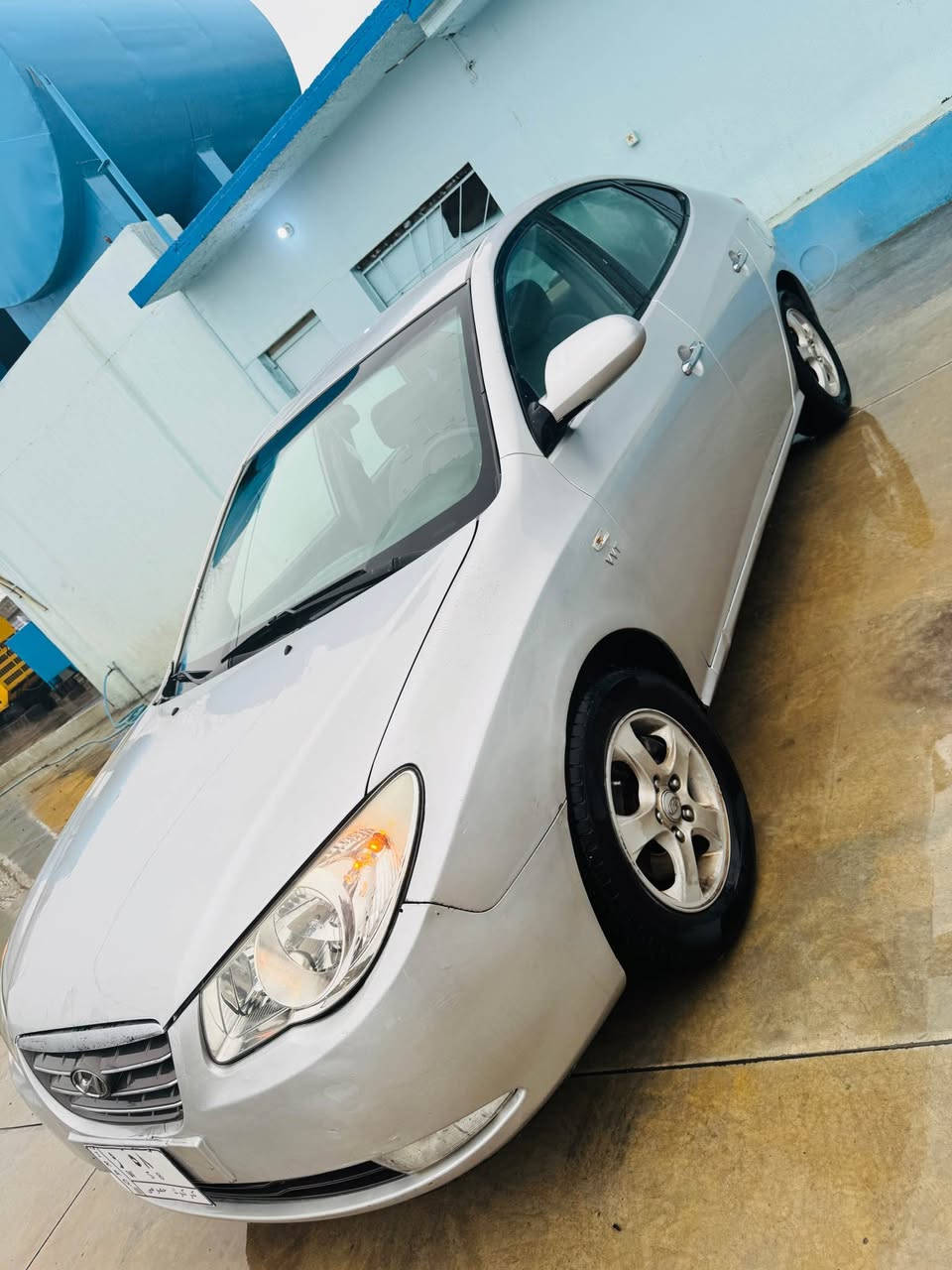 ئاڤانتی 2007
نمونە لە جوانی
گێر مەکینە تەبرید بەشەرت
بەردی گزۆز بەشەرتە
دەعمو لێدراو کەڤەر بەشەرتە
سەقف شوشەیی
کوشن جلد و هیتەر تەبرید لەمس
کامل مەسرەف کراوە
٤٨ گەڵاو کەمێک مەجال
***********
چوارقورنە رانية, السليمانية
