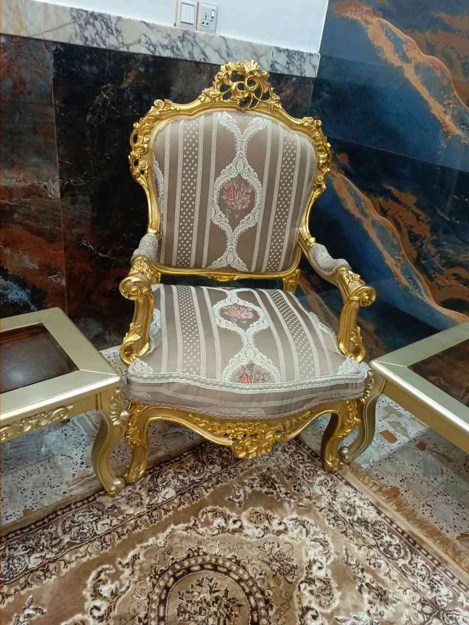 تخم مصري للبيع عشره مقاعد اتصال على رقم ***********
