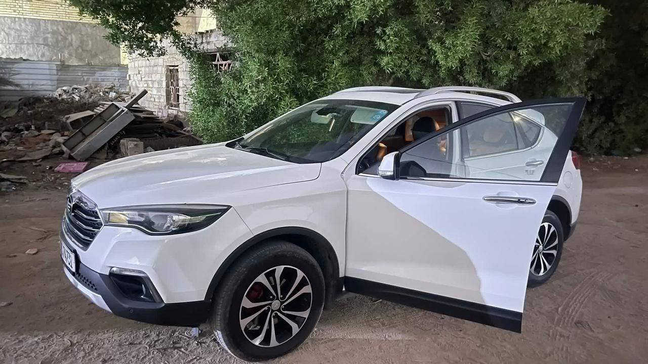 سياره فاو كفاله عام مديل 2018 محركه 1.8T سنويه بسمنه مداور مباشر نضيفه سياره نوعيه x40 سعر 120 بيها مجال   للاستفسار ***********
