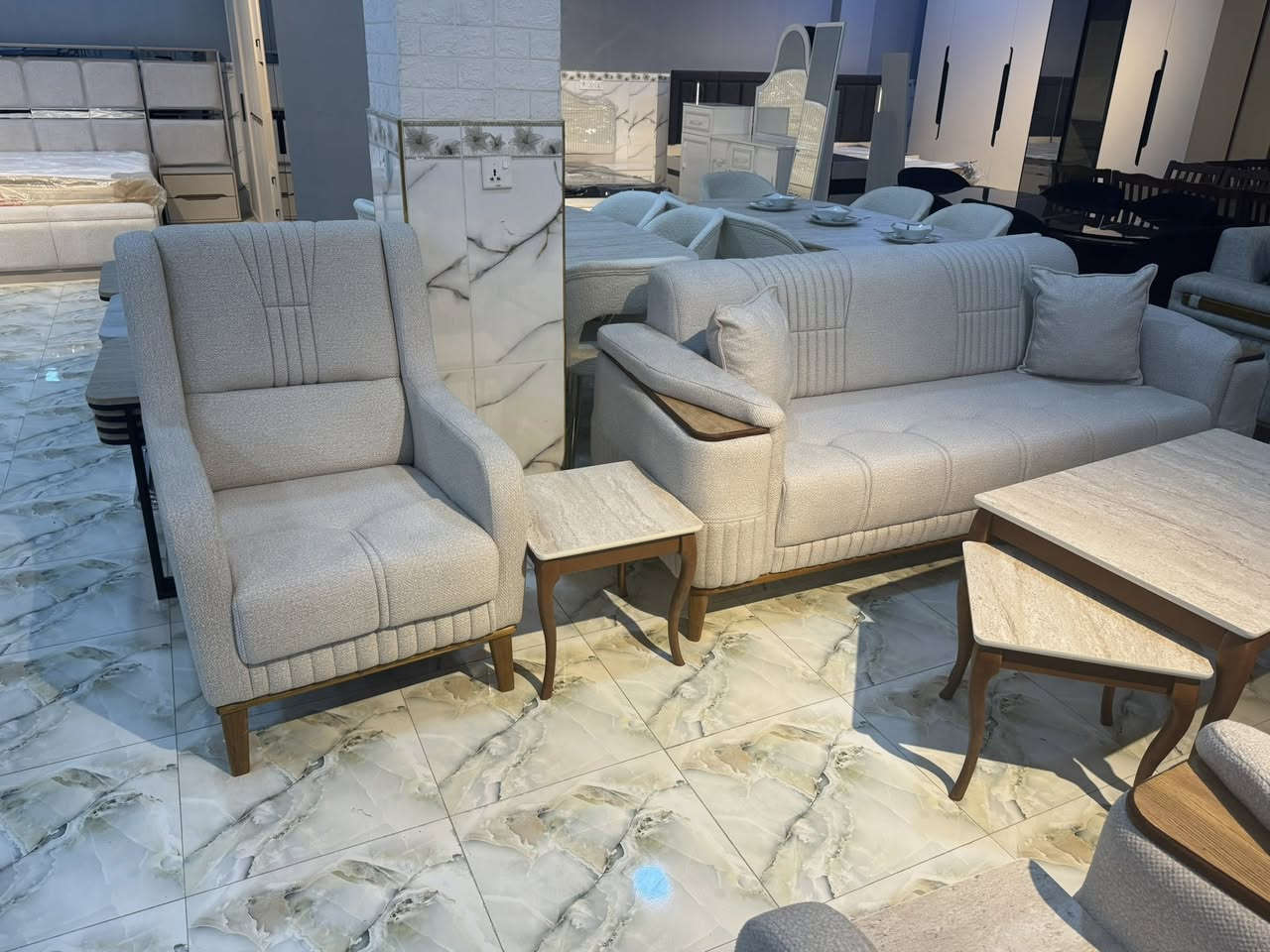 أقساط مريحة جداً تبدأ من 50 ألف 💸
شركة ديڤان – قنفات وديوان تفصيل حسب الطلب
راحة ✨ فخامة ✨ ذوق عالي
ننفّذ على ذوقك من الألف للياء
ألوان، قياسات، وأقمشة تختارها بنفسك
جودة عالية وأسعار منافسة
للي يحب التميّز ببيته 🏠🤍

📍 العنوان: شارع العام – ركن مستشفى توركي
📩 للاستفسار راسلنا خاص
***********
