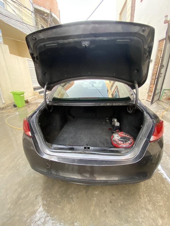 السلام عليكم للبيع سي 200 موديل٢٠١٦ بصمه محرك ٦سلندر سياره جديد وناعمه جاهزه تخم تاير جدير رقم اربيل جديد هزه جديد السعر١٠٠للاستفسار الاتصال على الرقم ***********
