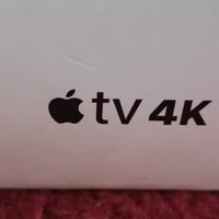 ابل تي في • 4K • مراسلة الصفحة