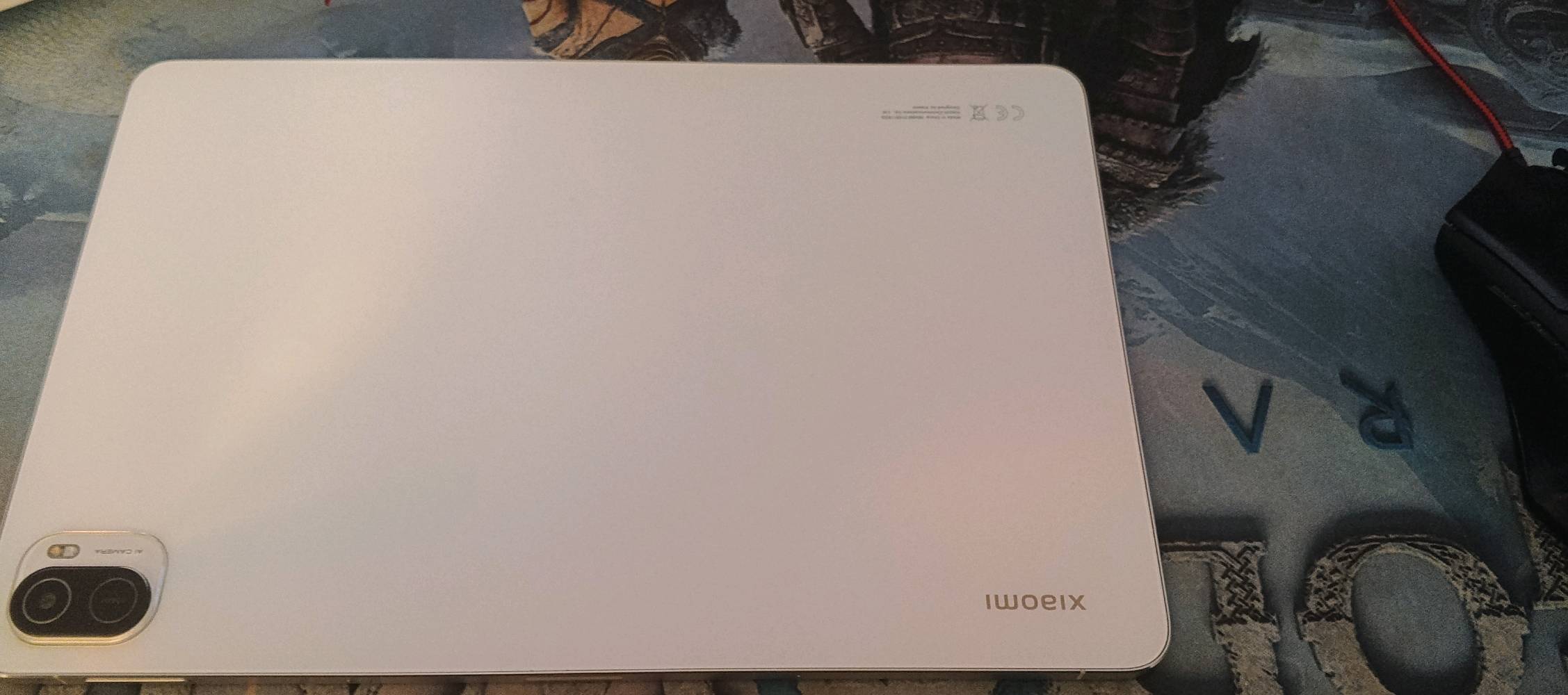 تابليت شاومي باد 5 بحاله ممتازه ياتي بالكامل ملحقاته والكرتونه ذاكره 256 رام 8 جيجا معالج سناب دراغون 860 شاشة WQXGA HDR110 DOLBY VISION 120HZ رباعي سبيكرات Dolby audio بطارية 8720mAh بسعر 270 الف وبي مجال  مكاني بغداد