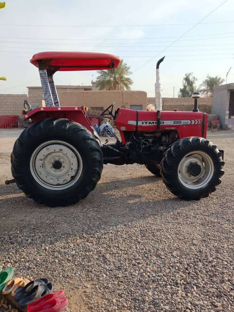 سلام عليكم تركتر ايراني دبل اكسل وضع شركه موديل 2013 رقم وسنويه سليمانيه مكفول محرك كير اكسل جاهز كراب السعر 110 وبي مجال مكان التركتر الشركاط الهيجل للاستفسار على الرقم ***********
