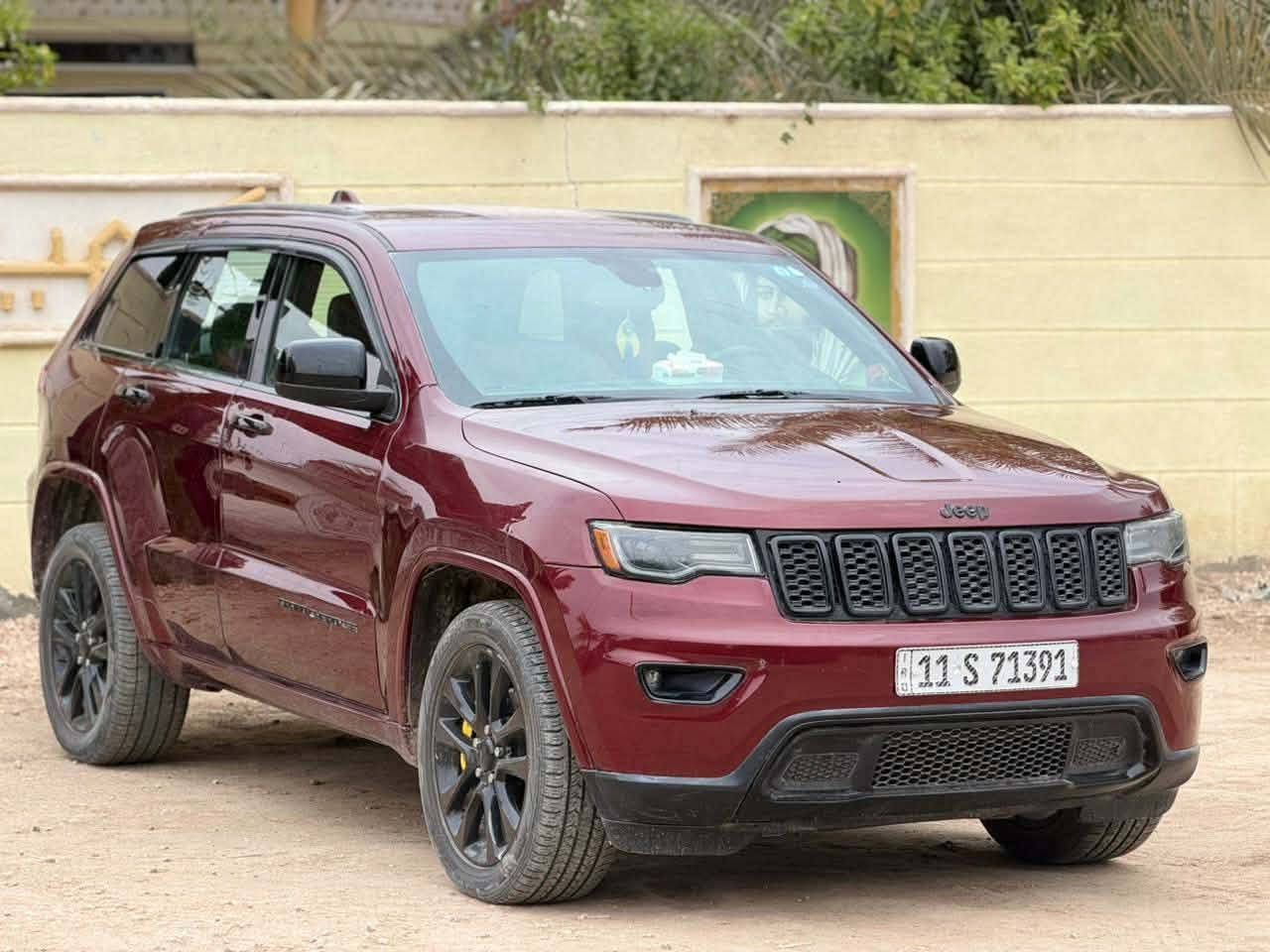 جيب  موديل 2020 وارد امريكي
المحرك : V6.  3.6L سوبر

ماشية 85 الف كيلو متر حقيقي جديده كلش ترايها مال زيرو

 رقم بغداد  بأسمي تحويل مباشر جاهزه من كلشي متصرف عليها ولا دينار

المواصفات :

* دفع رباعي 4x4 . 

* شاشه كبيرة 8.4 انج . 

* نظام الخرائط (GPS) .

* ستيرن كهربائي . 

* المصابيح الأمامية زنون .

*سيارة سبورت 

* كشافات الضباب زنون .     

* تشغيل عن بعد .

* صندوق كهربائي .

* داخل جلد .

* المقعد الأمامي كهربائي .

* المقاعد الأمامية تبريد وتدفئة .

* سستم صوت الباين.

* حساسات أمامية

* حساسات خلفية . 

* كاميرا خلفية .

* تدفئة ستيرن . 

* بلوتوث تلفون . 

* محدد سرعة . 

* نظام التشغيل والاطفاء الاوتوماتيكي ( Auto Start System ) .

رادارات جانبية 

نقطه عمياء

وبعد بيها هواي مواصفات

سعرة 200

مكان السياره بابل الحلة 

سيارة حلوة ومال جناي 

الاستفسار

***********
***********
