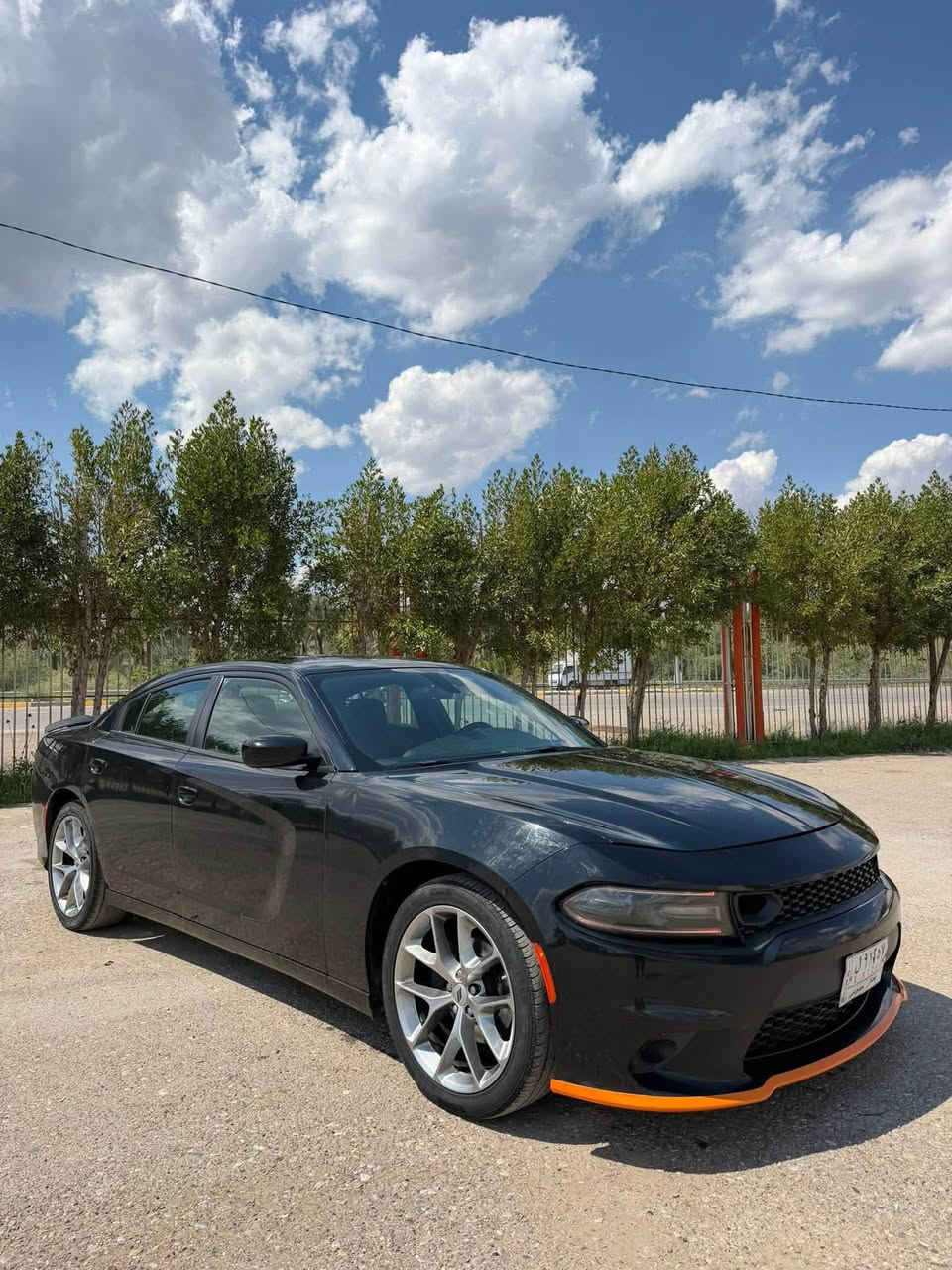 للبيع او مراوس
جارجر 2019 sxt
رقم بغداد 
مكينة 6 سلندر / 3600 
حادثها جاملغ وبنيد وهنا 
بيها جاملغ امامي 
يعني بيها 3 قطع الامامي
 تبديل بدون دواخل 
بدون صبغ 
السيارة جاهزة
كير ومكينة تبريد صدر
كله جاهز مابيها اي نقص 
مكاني/ ديالى جديدة الشط 
للاستفسار/ ***********
