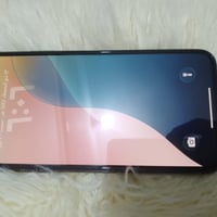 ايفون ١١ برو ماكس • ٢٥٦ • كاميرا اماميه ماتشتغل