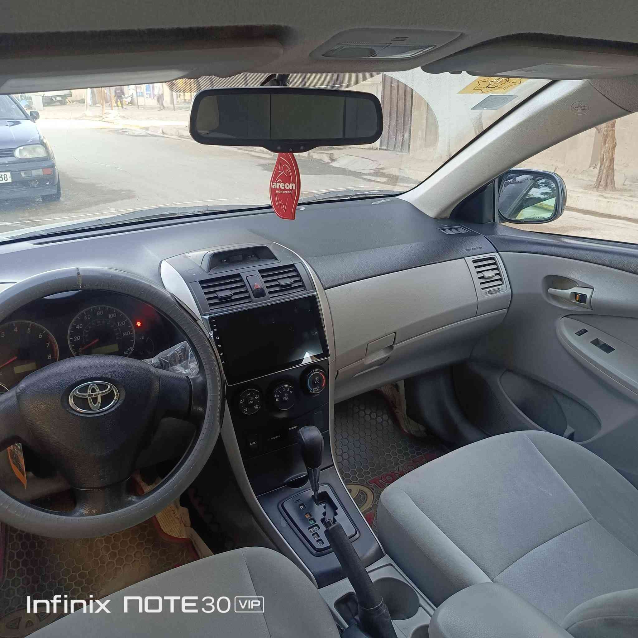 السلام عليكم كورلا موديل13وارد امريكي حادث جاملغ الامامي بدون ايرباك ولا دواخل السعر 125 مكان السياره الزعفرانيه ***********
