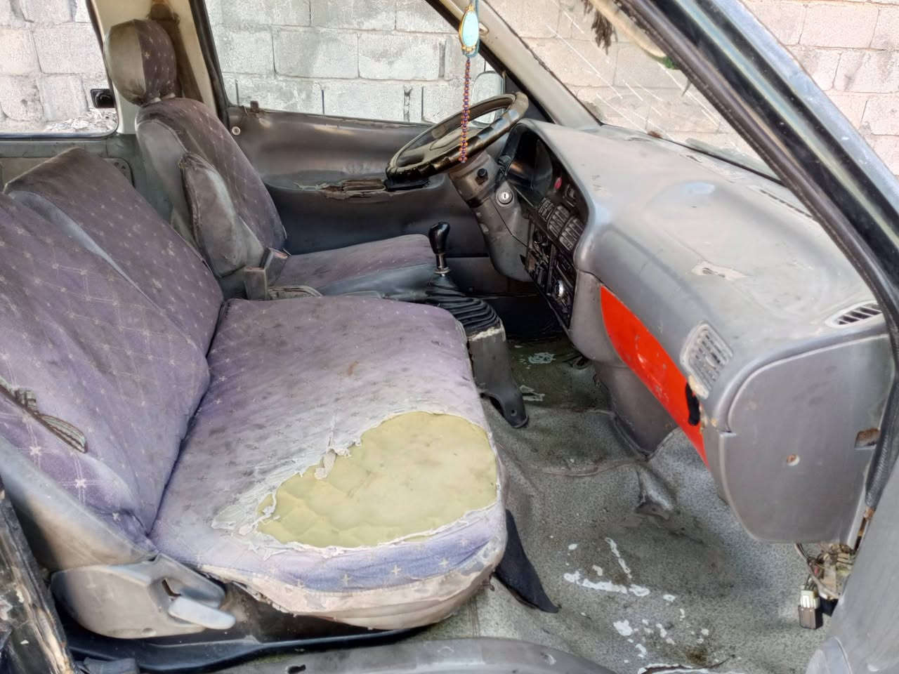 السلام عليكم كيا بريجو موديل 1997 كير اكسل مكفول محرك تبخير سنويه  28 تخم تايه امامي خلفي سعر 40 وبيها مجال الاستفسار ***********
***********
