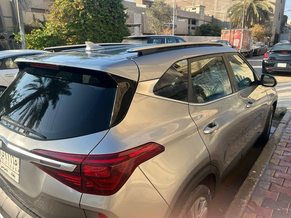 سليتوز  امريكي موديل 23
 بصمه 
ماشيه 24 لف 
تبديل بنيد فقط 
محرك 2000 دوش 
تبريد 2 قطعه


**إذا كنت صاحب هذا الإعلان وتريد حذفه لأي سبب، رجاءا أرسل رسالة إلى الدعم الفني**