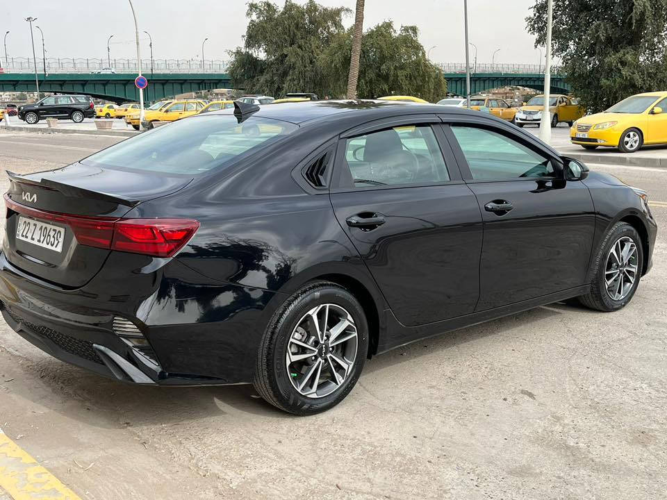 سلام عليكم ‏
كيا فورتي 2024 وارد امريكي 🇺🇸 
ماشيه 31 الف كيلو متر مو ميل 
تريد تحويل تريد وكاله 
ضرر واضح 
(باب وهلال جاملغ خلفي )فقط
بدون دواخل  ايرباك برده فقط 

مواصفات : 
محرك 2000 Doch دوش
رادارات جانبيه تحديد النقطه العمياء ⚠️
رادار خلفي تنبيه عند الرجوع‼️
رادار امامي ❗️❌
تحديد مسار/ سياقه ذاتيه 
اوتو بريك /توقف ذاتي عند الاقتراب ⛔️
اشاره بل مرايه 💡
كامره دوراه 📷
شاشه كبيره تدعم 📲Android Auto/car play
خرائط Gps 📌
فول تحكمات ستيرن 
3 انظمة قياده Sport/Normal/Smart
كروز مثبت سرعه 
ويل كب كروم 
حساس اطارات 
شاشة ظبط واعطال بل دشبول 
منافذ Usp/ Aux/ 12V
4 دسك/ مانع انزلاق/Abs
السياره جديده وجاهزه بدون اي نقص للبيع رايدها (158) العنوان بغداد/الكاظميه /شارع اكد

+964 783 357 6288


**إذا كنت صاحب هذا الإعلان وتريد حذفه لأي سبب، رجاءا أرسل رسالة إلى الدعم الفني**