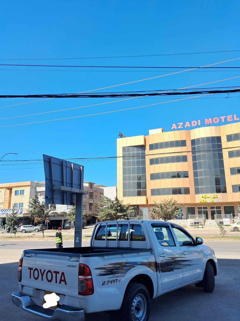 سلام عليكم 
سياره تيوتا مرزي 2️⃣0️⃣1️⃣2️⃣
سياره بدون دعم بدون صبغ 
سياره سنويه جديد 
سياره كئر محرك بدون عيب 
سياره تغم تايرات جديد 
حداديه مكفولات مكينه سلندر تبريد ثلج شاشة ايباد 
مكان سياره عقره 
رقم موبايل واتساب أو فايبر 
للتواصل أو افتيسار ***********
