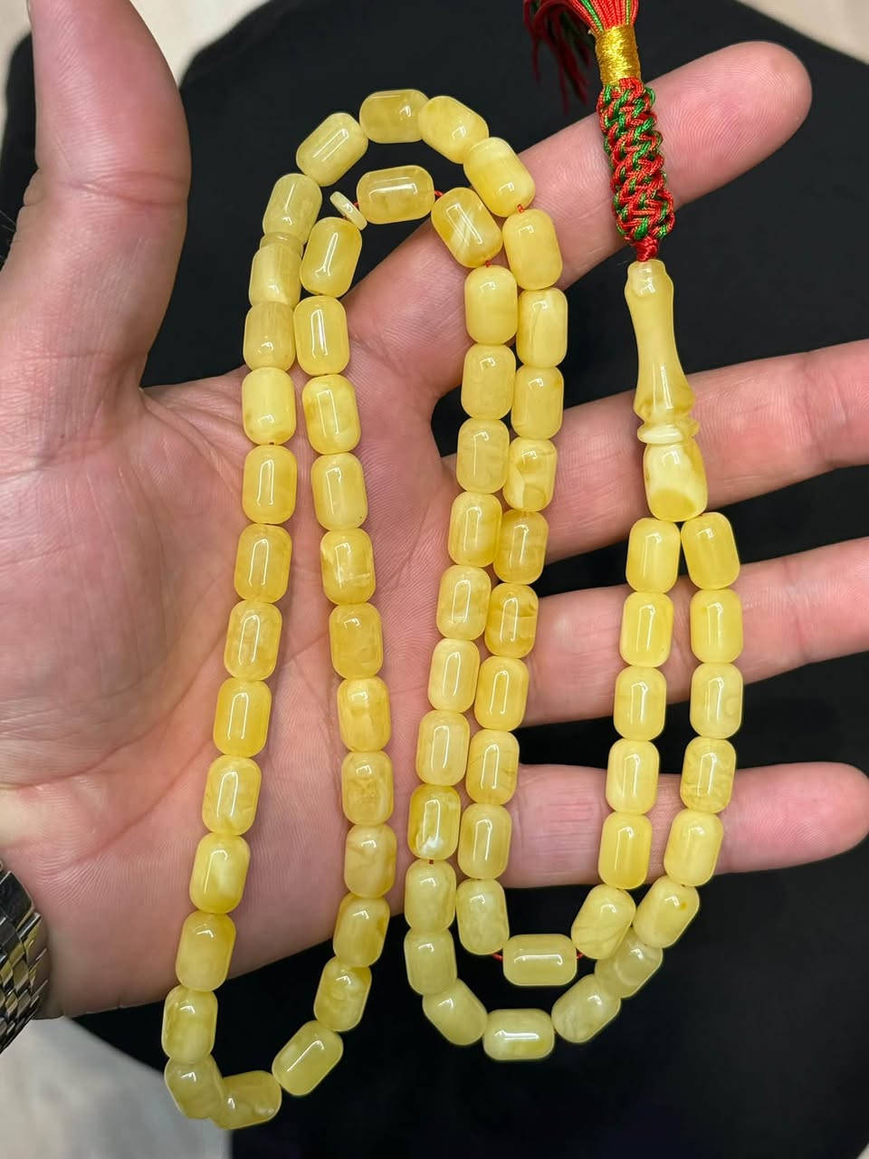 مسباح كهرب بولوني شجري
الوزن  ٤١
عدد الحبات ٦٩
مقاس الحبة ١١.٥
مسباح نظيف جداً بدون شوائب
التواصل واتس اب او اتصال 
***********
