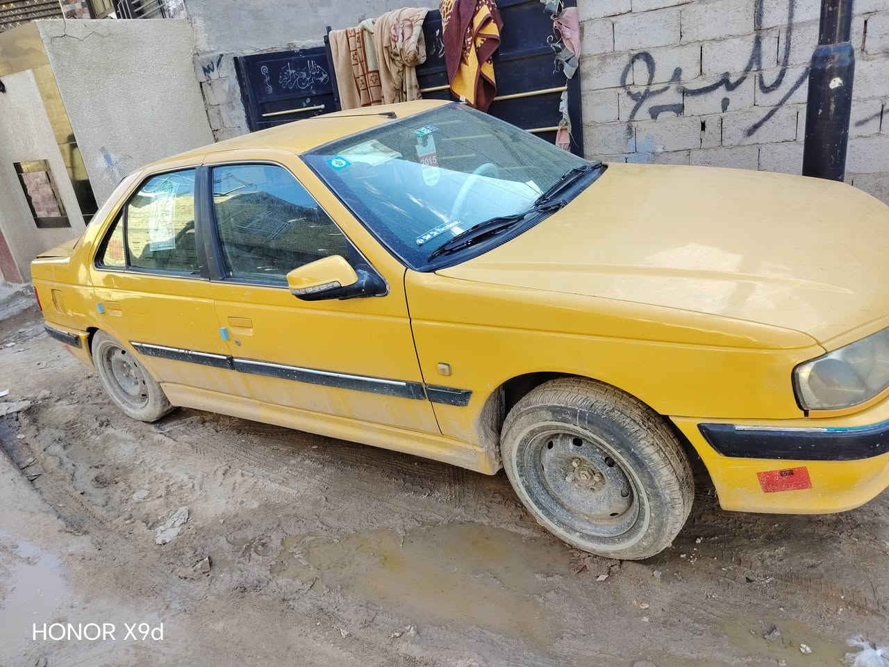 بيجو بارص ١٥ باسمي سياره رقم انكليزي هزه جديده مصفره هيئه وغرامات  تحويل مباشر مكينه حلوه كلج جديد باتري جديد شاشه جديده  حداديه ودبلات جدد تايرات زوج جدد ابو الخط سياره حلوه وجاهزه بيهه ضربه بالتكمه مال سايق  مو قويه  سعرهه ٣٤ وبيهه مجال مكاني زعفرانيه
***********
