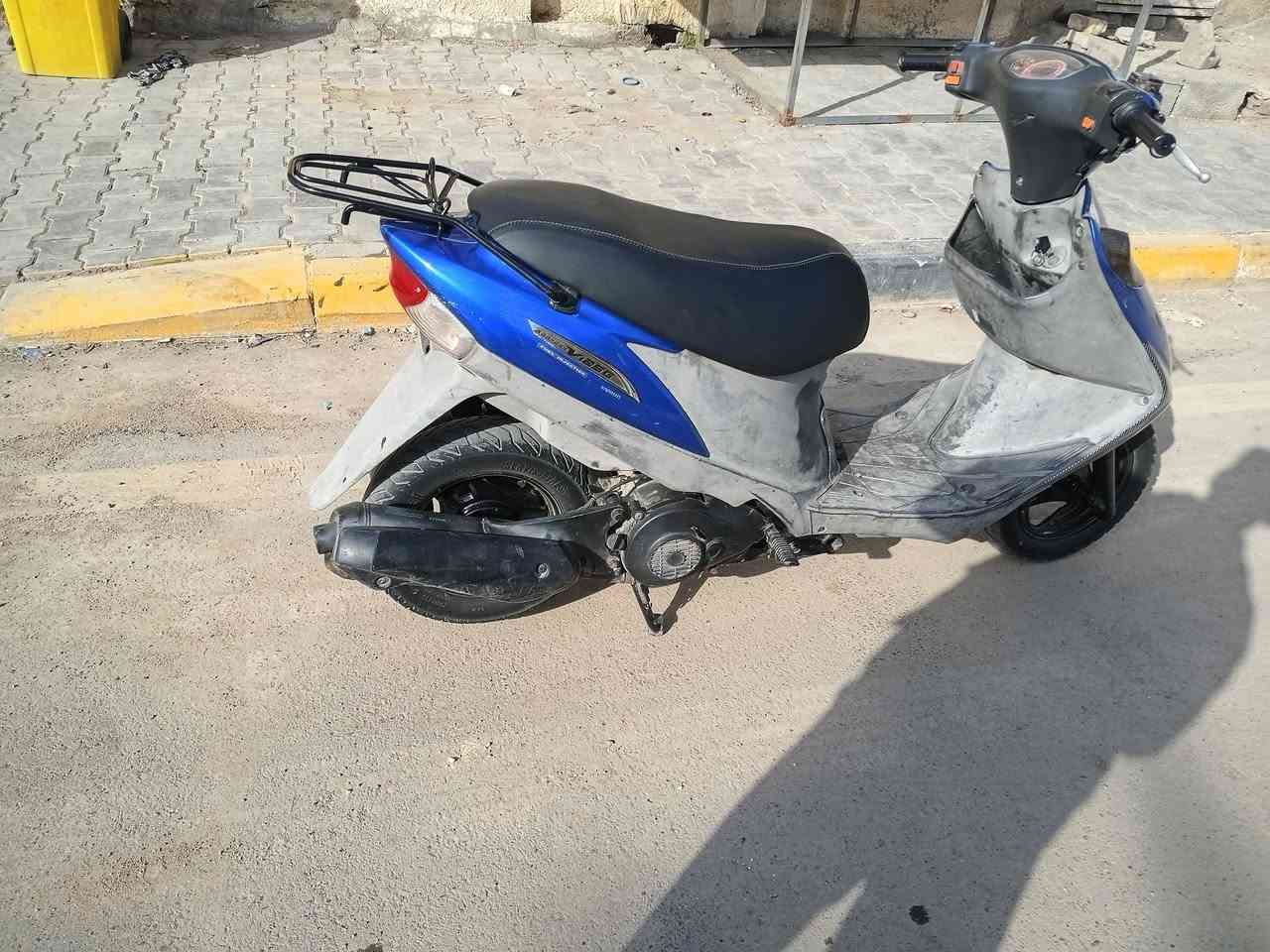 للبيع ادرس قديم دراجه جاهزه ما ناقصه شي كلشي شغال بيه سلف هندر كهربائيات السعر 550 العنوان واسط الكوت داموك الشهداء شارع الاطلال
اتصال ***********
