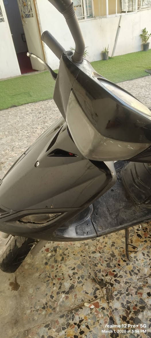 دراجة ماكس منغولي
نظيفة ومعمرهة مكينتهة نظيفة 
شلعتها حلوة 
بس نقصها دشبول 
السعر ب400 وبيها مجال
للتواصل ***********
عنوان الحرية او الطوبجي
