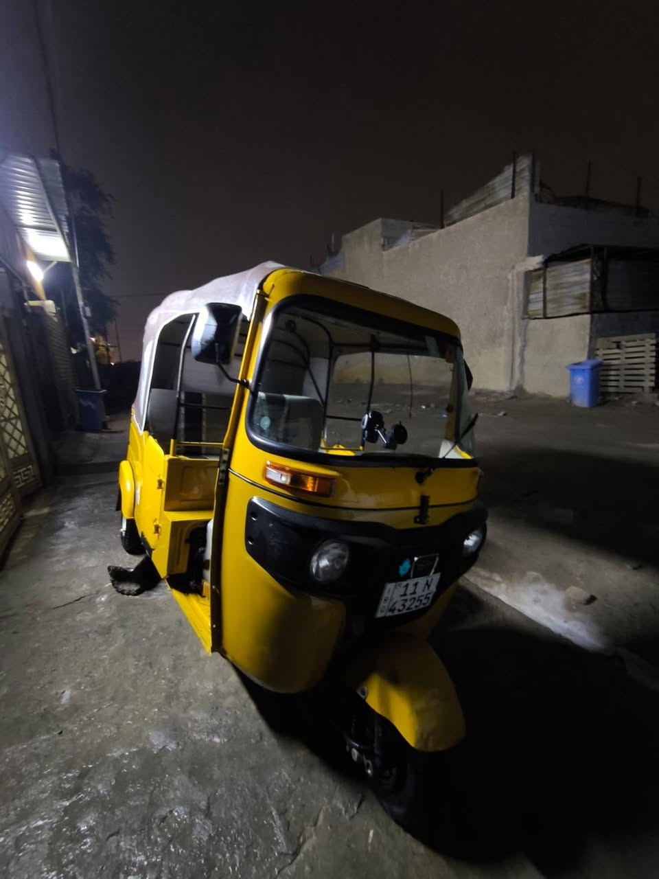 السلام عليكم تكتك 2021  البيع سعر 8٫000 بيها مجال رقم هاتف ***********
