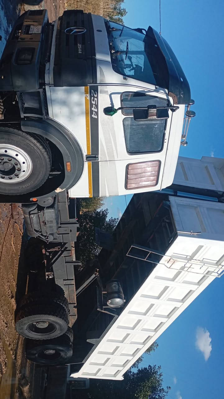 البي موديل 95 مكينه 38دبل تيربو كير 210 مجموعة جيئف ***********
