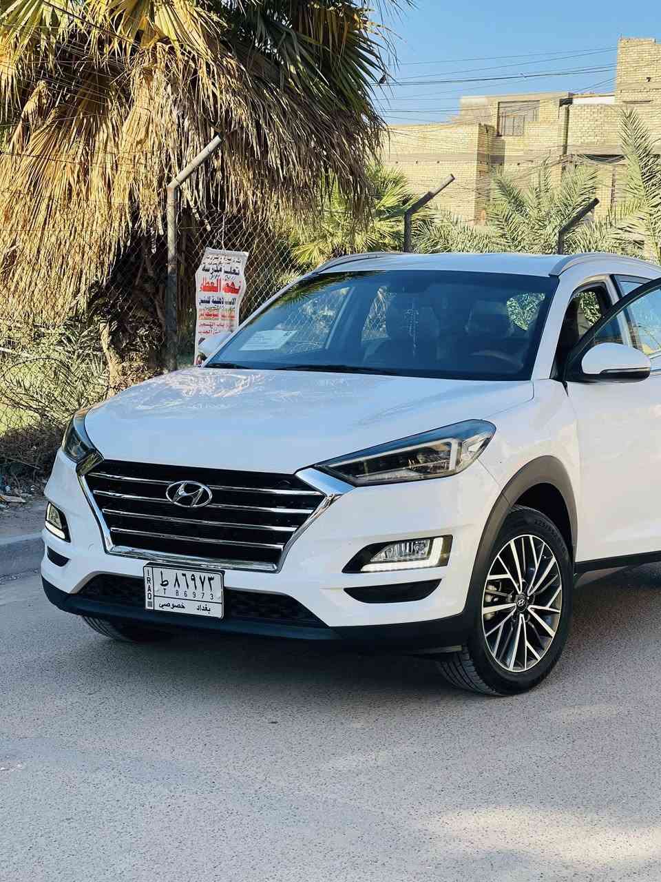 اللهم صلي على محمد وال

توسان 2020 خليجي 

مواصفات الكاصد فول عدا البنوراما 

((الكاصد اصليه))

تشغيل بصمة 

بيبان بصمة 

مقاعد امامي كهرباي 

شاشة كار بلي 

شحن لاسلكي 

تبريد داخل جكمجه 

جكمجه ثلاجه

3وضعيات تشغيل 

ايكو/سبورت/نورمل 

قطعتين تبريد 

حساس امامي

حساس خلفي

تخم تاير جديد 

صدر امامي خلفي وضع شركه

5ويل كروم 

اريل نفكيشن 
 
السياره مكفوله من صبغ وتبديل 

اتصال ***********  المكان بغداد البلديات
