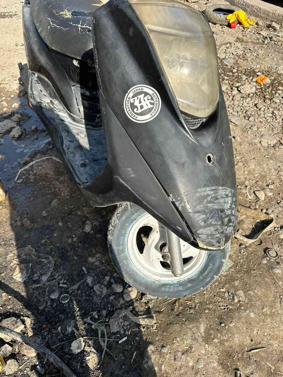 سلام عليكم دراجه بريز للبيع سلف هندر نضيفه سعر ٣٢٥ مكان حي نصر ***********
