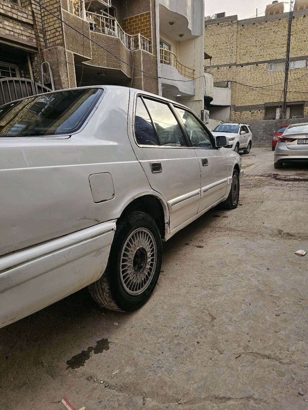 السلام عليكم كيا بونتيشا موديل 1994 رقم بغداد بأسمي تحويل ثاني يوم كهربائيات كلها شغالة تبريد ثلج لايت شاد زنون ليل يسوي نهار اصلي شاشة مع سستم دمام سماعات امامي خلفي صدر امامي خلفي فلنجات جدد امامي خلفي كلة جديد سيارة مال جناي متعوب عليها سعر 35 مجال بسيط عنوان بغداد رقم هاتف ***********