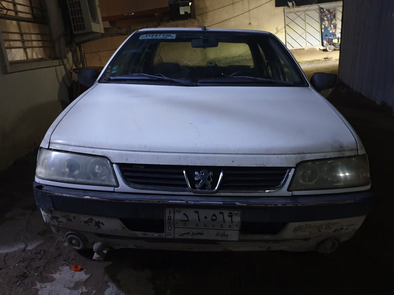 السلام عليكم بيجو جي الكس موديل 2009 بيضه السياره خير من الله مبدل بيها بس جاملغ اماميجهت سايق فقط  السعر ٣٤ وبيها مجال كير محرك كلج جديد عبوه بانزين جديده كتفات بنكات جديده صالصنه جديده***********
