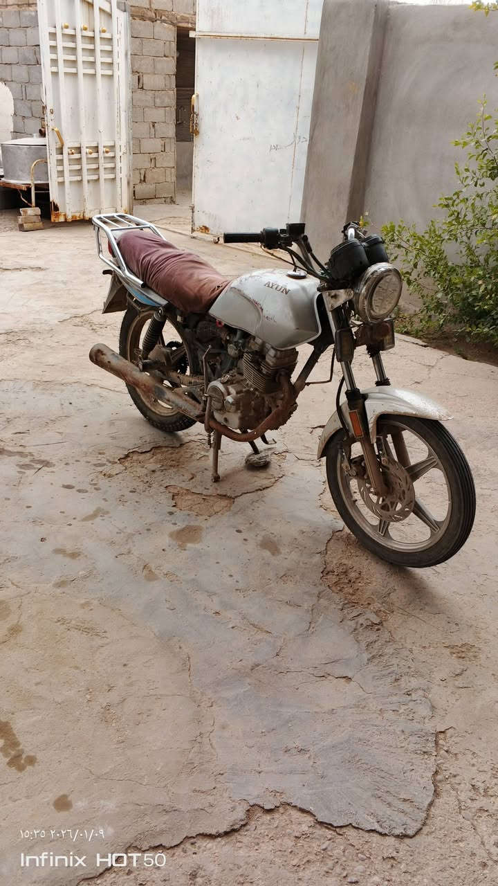 السلام عليكم دراجه ديون عضم لبيع 2017 المكان الحله عوفي رقم الهاتف ***********
