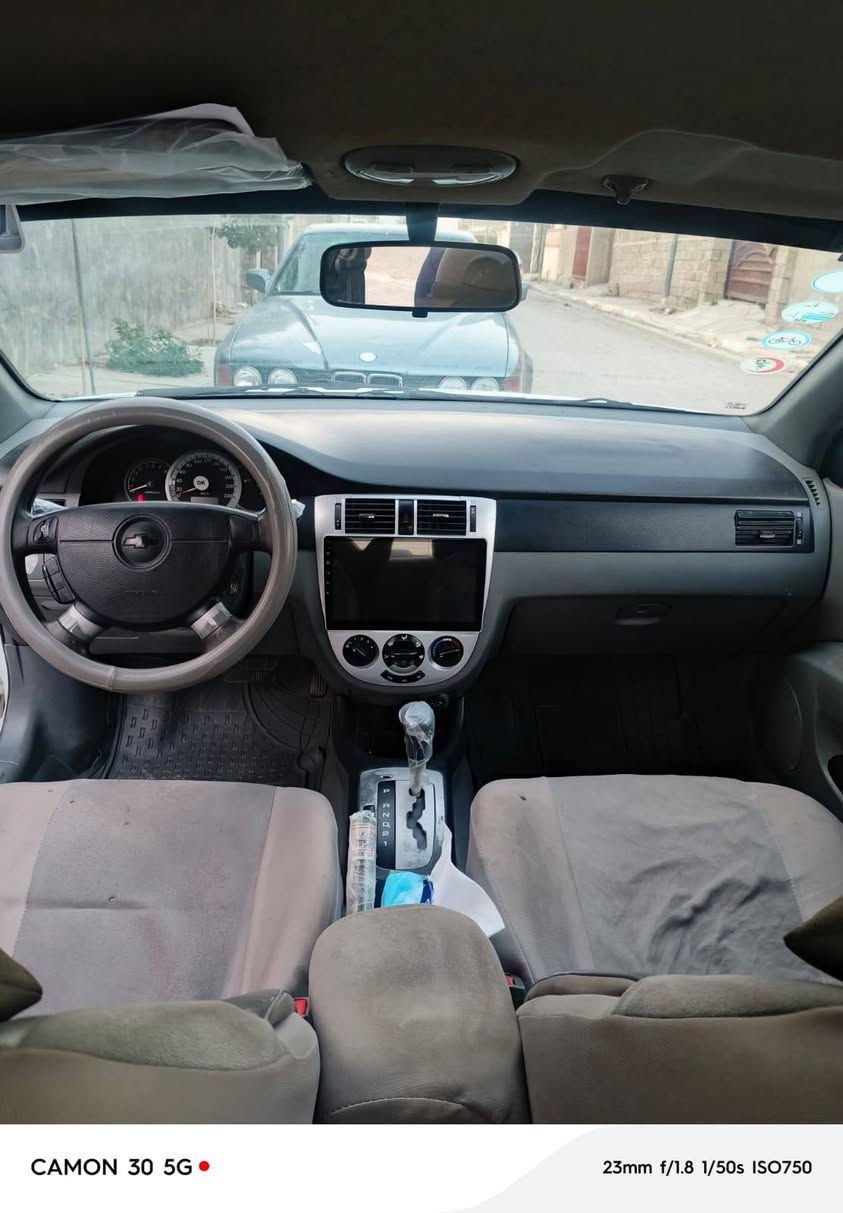 سلام عليكم 
سياره اوبترا موديل ٢٠١٢ حره بأسمي بيها قطعتين صبغ 
رقم انكليزي انبار سعرها ٧٢ 
بيع او مراوس حسب الاتفاق  سوناتا او النترا او افانتي 
مكاني فلوجه ***********
