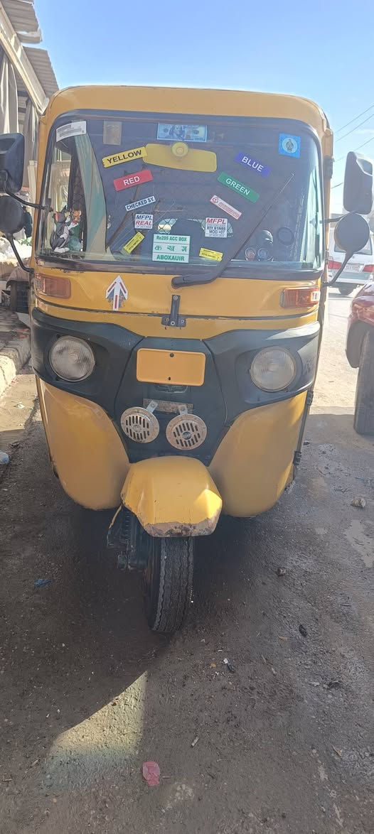 سلام عليكم اخوان هاي تكتك للبيع موديل 18 مرقم تحويل  ثاني يوم كاملة مكان ديالى شهربان الاتصال على رقم ***********
