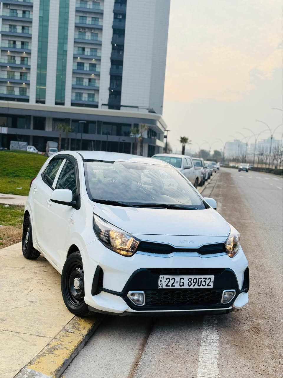 Kia morning  
3 پستۆن 6نۆزن
کیا پیکانتۆ مۆدیل2022 
هیچی نیە تەنها 40,000km رۆیشتوە 
مواصفات فولل
هیچی پێوەنیە 
رەقەم نوێ 
هەزەی نوێە 
سەنەوی نوێیە ، بەناوی خۆمە
کەم مەسروفە
0750 3853532 أربيل, العراق
