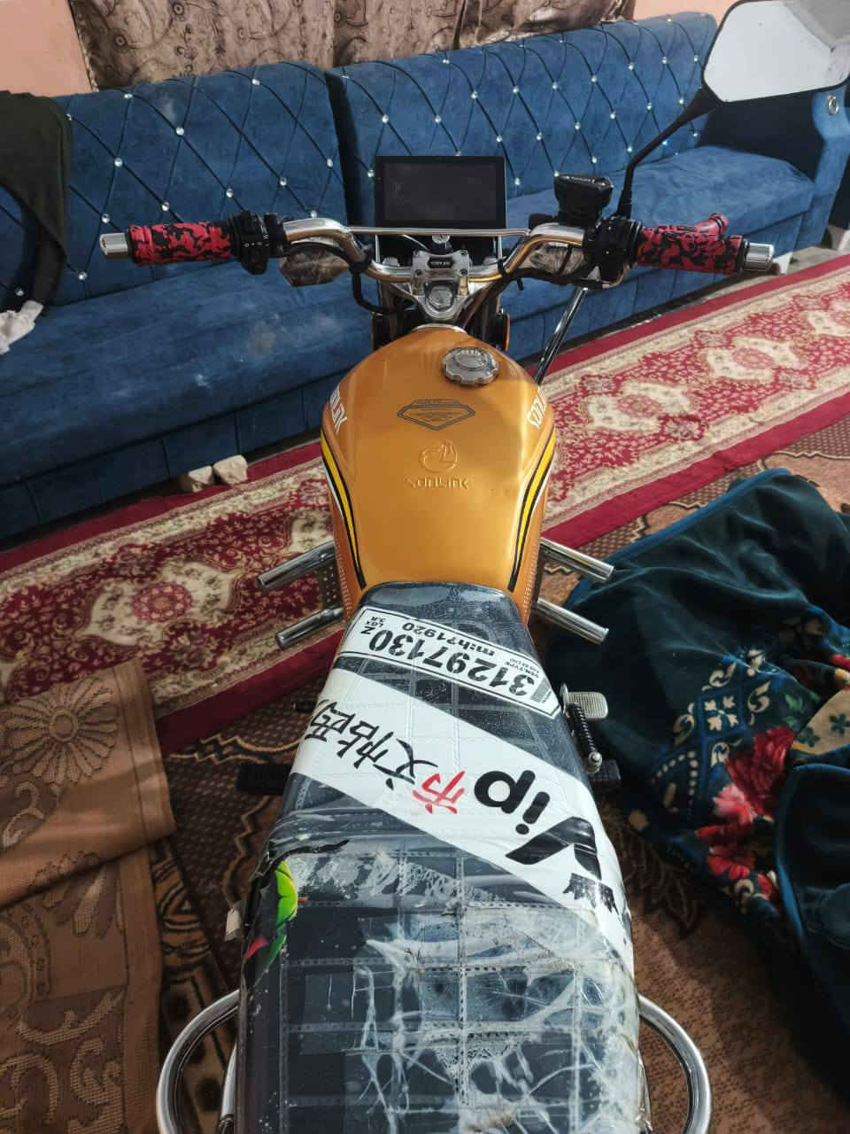 سلام عليكم ورحمه والله وبركاته اخواني الكرام 
دراجه موديل 25مكفله كفاله عامه البيع او مراوس شعندك 
نزل سعر 700وبيها مجال 
مكاني ديالى الخالص رقمي ***********
