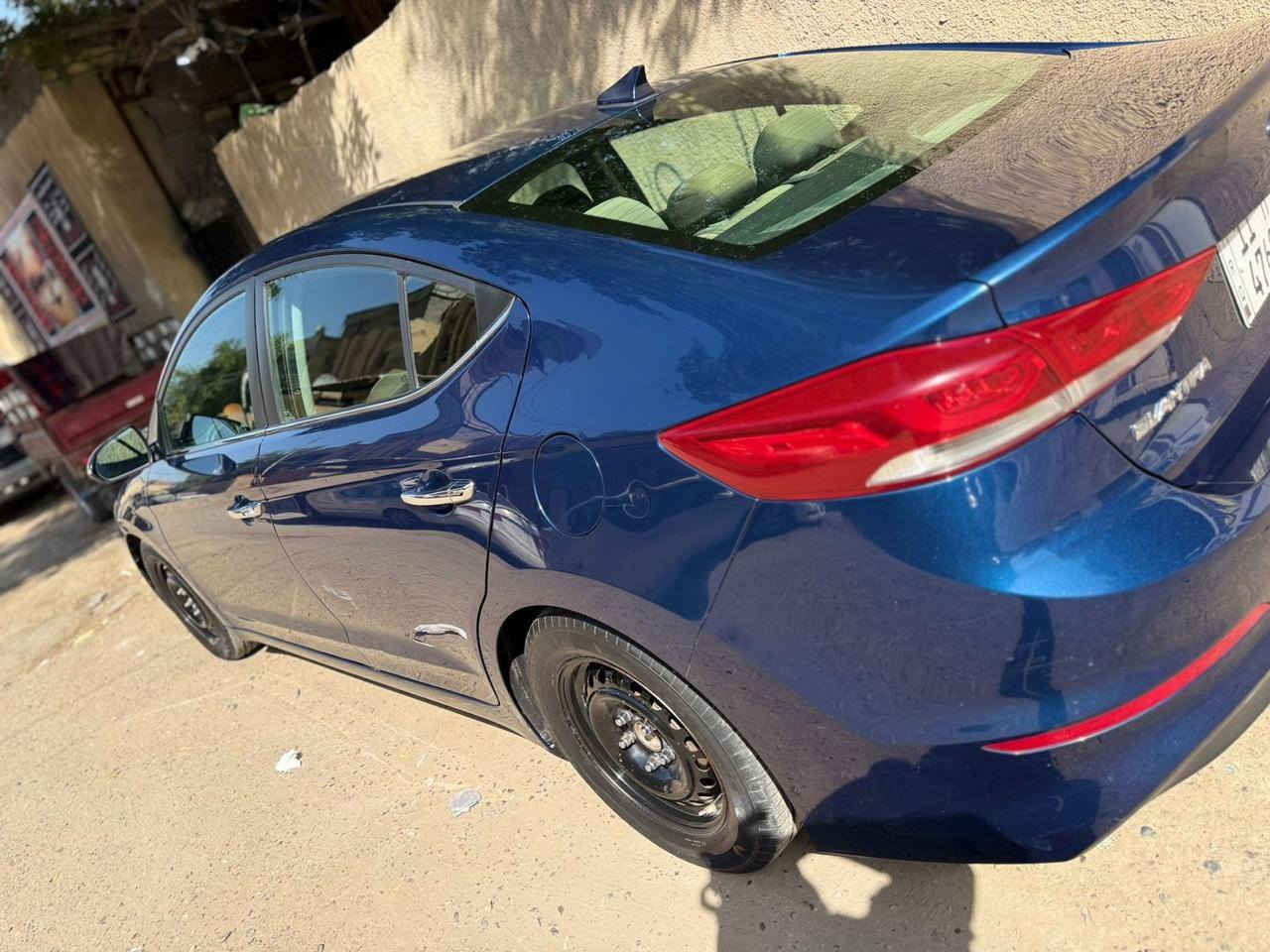 السلام عليكم للبيع فقط 
هونداي النترا 2017 وارد أمريكي محرك 2000 
 فول مواصفات لمتدد ما عدى الفتحة
حادثها بنيد ودعامية مبدلات ويرباك الدرگه الدشبول طاكات ومرجعيهن سستم جديد 
داخل جلد وتبريد بيانو ونقطة عمياء رادار جانبي وخلفي مكينه وكير وحداديه مكفولات تخم تاير جديد رقم السيارة  بغداد بأسمي

مكان السيارة بغداد 
 💸 السعر:127 ورقة وبيها مجال 
 📞 للاستفسار الاتصال على رقم: 
***********
