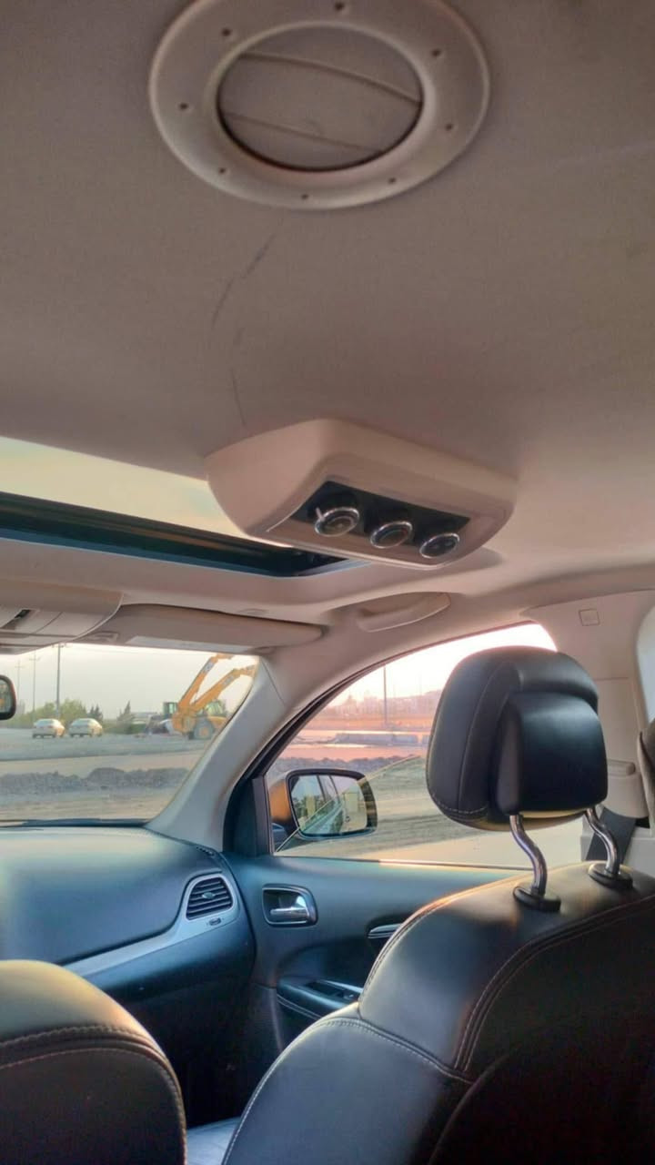 دوج جورني للبيع2020 فول مواصفات كروس رود  تشغيل عن بعد ويا اثنين بصمة بس بونيد صبوخ بدون دواخل صور حادث موجود  سعرها 158$وبيها مجال


**إذا كنت صاحب هذا الإعلان وتريد حذفه لأي سبب، رجاءا أرسل رسالة إلى الدعم الفني**