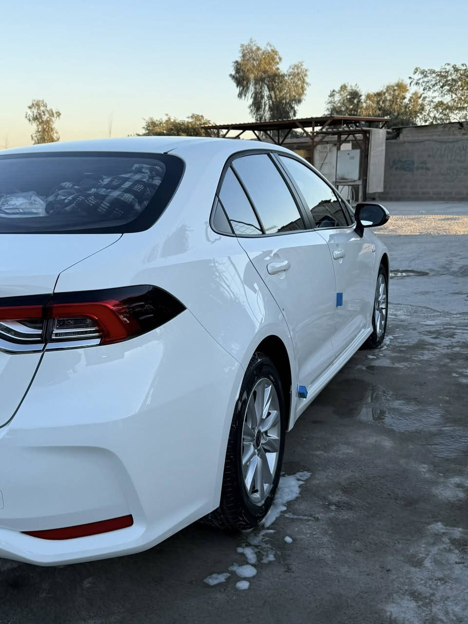 السلام عليكم شباب عندي كورلا هايبرد خليجي 
موديل 2024 السياره جديد بمعنه الكلمه مكفوله كفاله عامه 
المواصفات 
شاشه كبيره 
فتحه سقف 
بصمه باب
بصمه تشغيل 
أشاير بلمري
لد نهاري  
بكلايت لد
تحكم ستيرن جهتين 
كامره دواره 
نضام قياده 
قياده ذاتيه 
السياره فول مواصفات رقم بغداد تحويل ثاني يوم 
مكان بغداد الكاضميه السعر 150 وبيها مجال رقم التليفون
***********/*********** احمد
