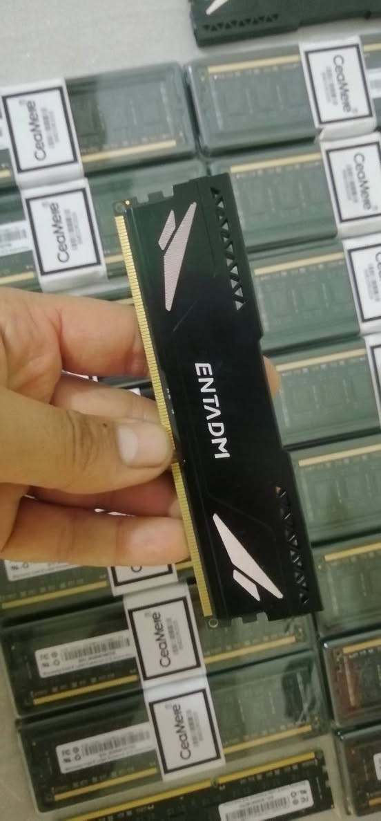 DDR3
4 G
وقطعتين مال مذر بورد 8G
عدد 18 قطعه 
المهتم يراسلني


**إذا كنت صاحب هذا الإعلان وتريد حذفه لأي سبب، رجاءا أرسل رسالة إلى الدعم الفني**