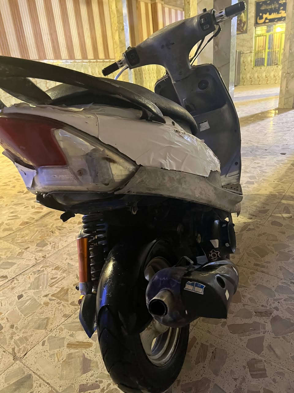 سلام عليكم البيع ماكس قجمه ياباني مختمه ختم واحد شرط كلها ختم( العينه ولايت موجودات)  كفرات كامله دراجه خير من الله معدل وشلعه بوشه بلاد (محرك مفتوح  مره وحدافقط ) كهرباء كلها شغاله العينه شغاله قفال. جنطه شغال
قفال ستيرن شغال دراجه كفاله من كلشي مزوده شيال رياضي ودبل رياضي كزوز رياضي 🔥 وبيه بعد تزويد بسيط مكاني بصره زبير 
التفاصيل أكثر تصل ع رقم  *********** وتساب
