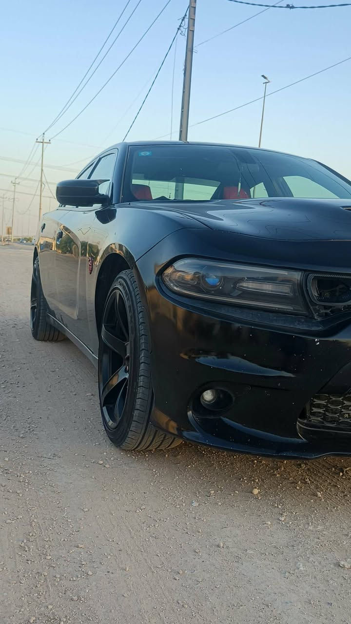 جارجر 2019 SXT محدث بنيد ودعاميات SRT
حادثها مرفق بالصور 
مواصفات
فتحت سقف 
تحكم ستيرن 
لايت زنون 
حساسات 
سياره جاهزه للاخير 
المكان ديوانيه 
رقم بغداد بسمي مشروع وطني 
واتساب ***********
