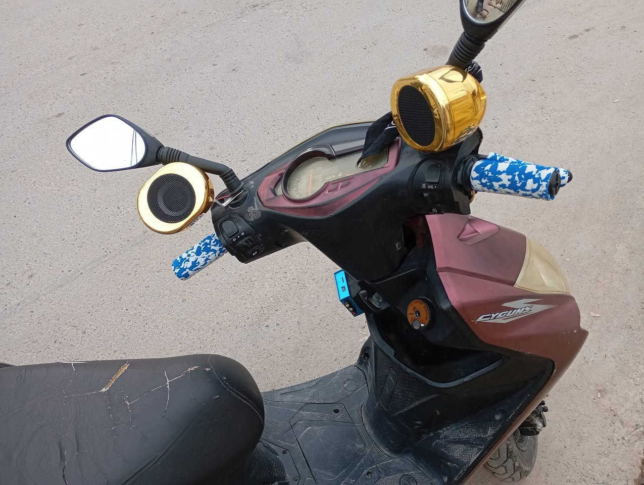 السلام عليكم  ماطور  سكنس فحل موديل 2021 مامفتوح  شرط نكره سلف ليت اشير دشبول كيج البانزين سرعه كلو شقال  كلج امامي وخلفي وقيش جديد  ماطور ماتصرف ربع    علي للبيع او مروس حسب القناعه السعر 350قفل


**إذا كنت صاحب هذا الإعلان وتريد حذفه لأي سبب، رجاءا أرسل رسالة إلى الدعم الفني**