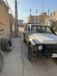 نيسان مربع • بيه حادث • طقم تاير