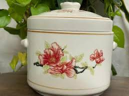 أضف لمسة فنية لمطبخك مع فرفوري أصلي 🌿✨
جودة، أناقة، وحرفية يدوية.
تحبون اللون ولا التصميم أكثر؟ 🎨


**إذا كنت صاحب هذا الإعلان وتريد حذفه لأي سبب، رجاءا أرسل رسالة إلى الدعم الفني**