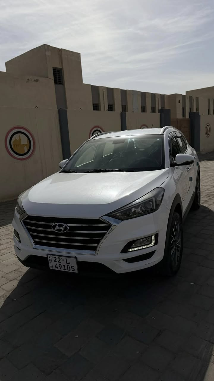 السلام عليكم للبيع او المراوس  
توكسان كوري 2019 كفاله عامة
بأسم شركة 
سونار مرفق
مكاني النجف الاشرف 
السعر 193وبيه مجال 
***********
