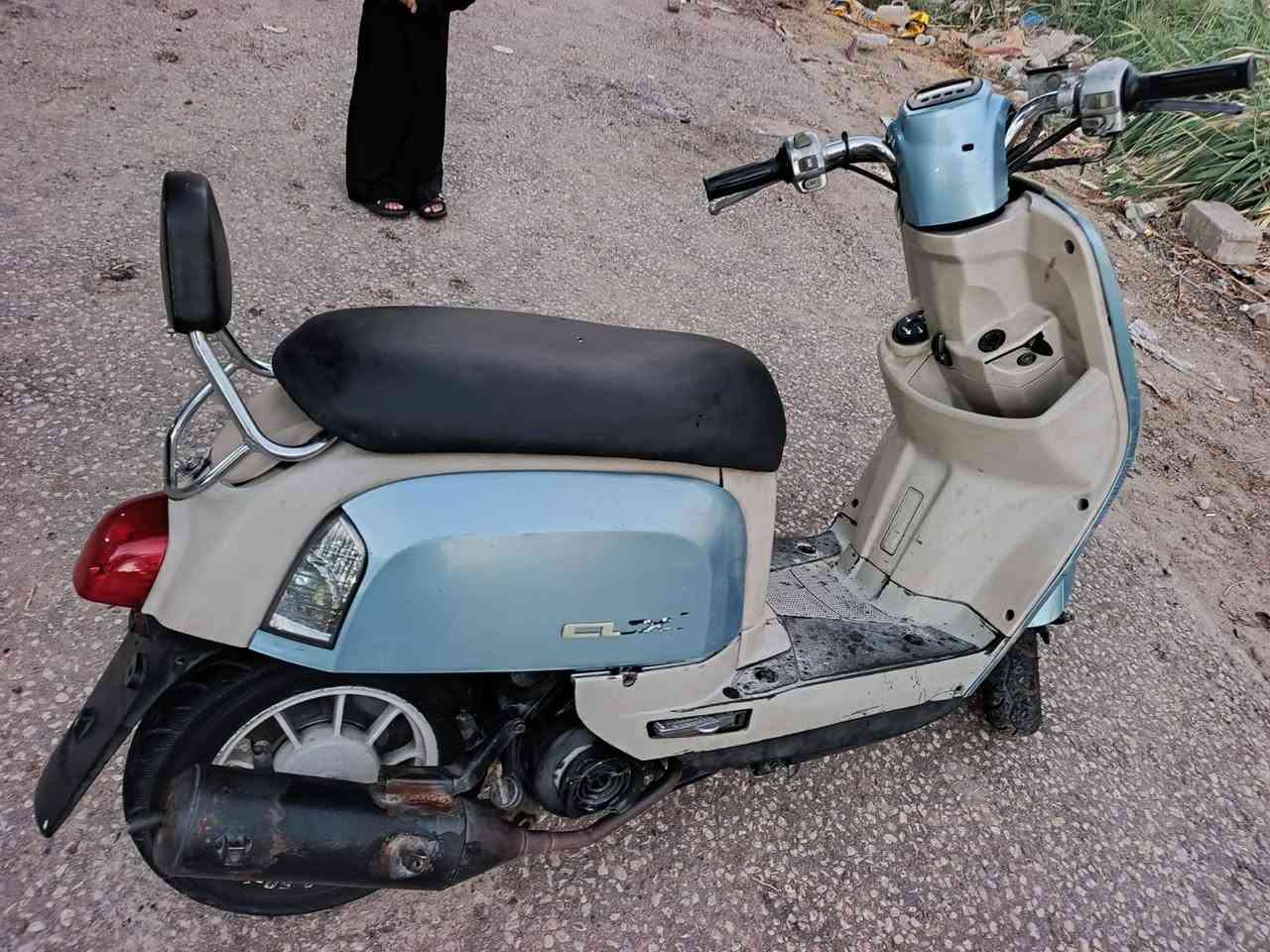 بوليس دراجه نضيفه ومكينه خرسه مابيها نقص  سعر ٥٠٠ وبيها مجال بصيط مكان كربلا فوك من حي العباس او مراوس حسب القناعه  ***********  /   ***********
