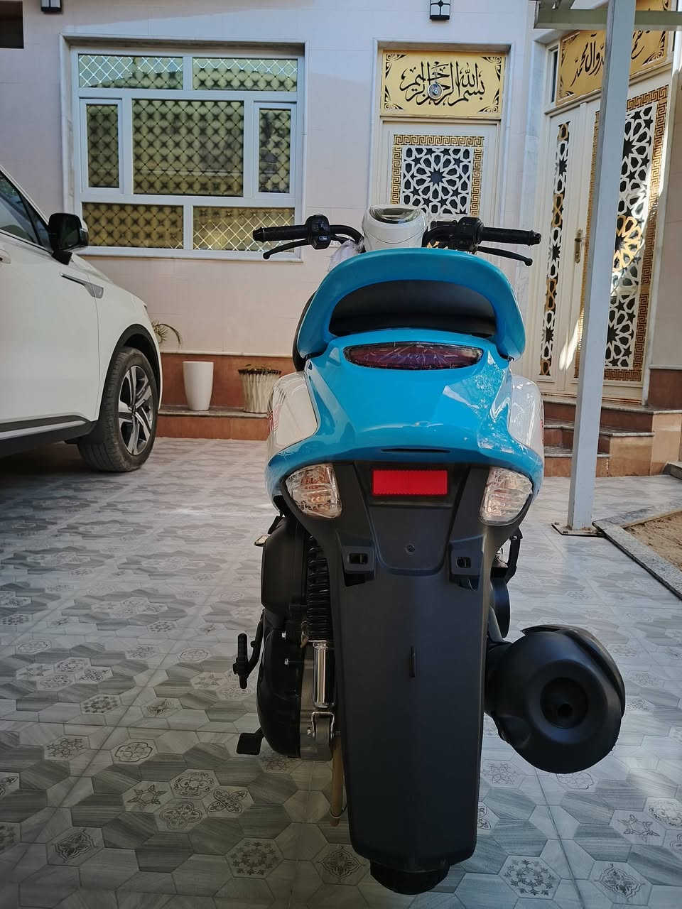 السلام عليكم ماطور بوليس للبيع السعر خاص الرقم ***********
