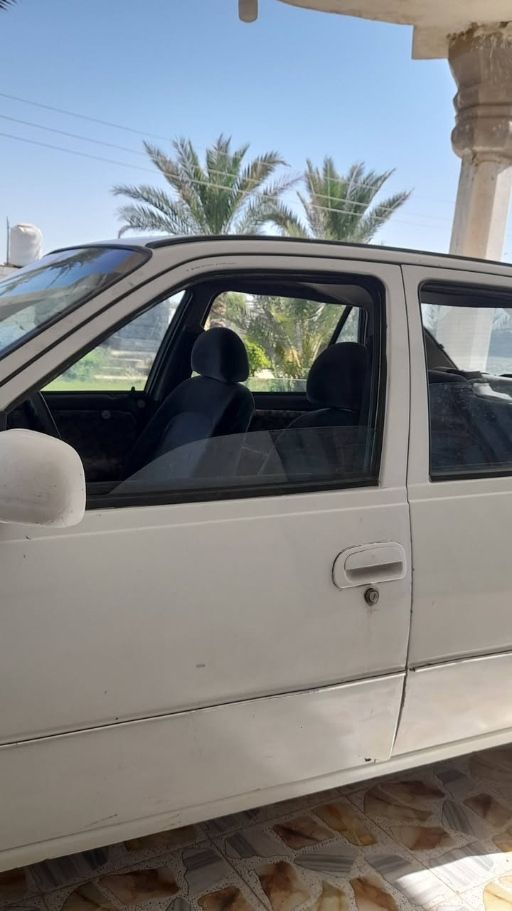 السلام عليكم  عندي سياره دايو سلو موديل 94 بأسمي بغداد السعر 28 وبيه مجال رقم موبايل *********** مكاني بابل ناحيه جبله
